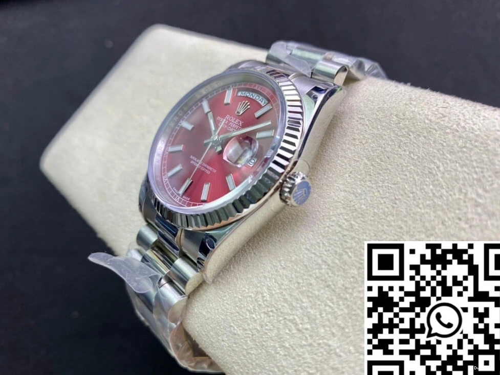 18k Gold 118239 EW Day Date White Rolex Factory 1122